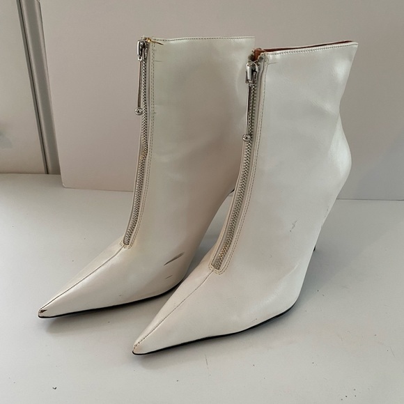 Zara white pointy booties - Picture 2 of 7
